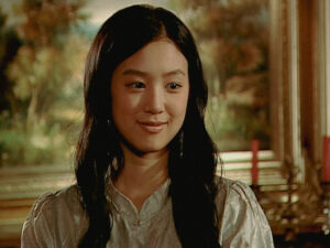 Yoo Hee-jin, played by Jung Ryo-won